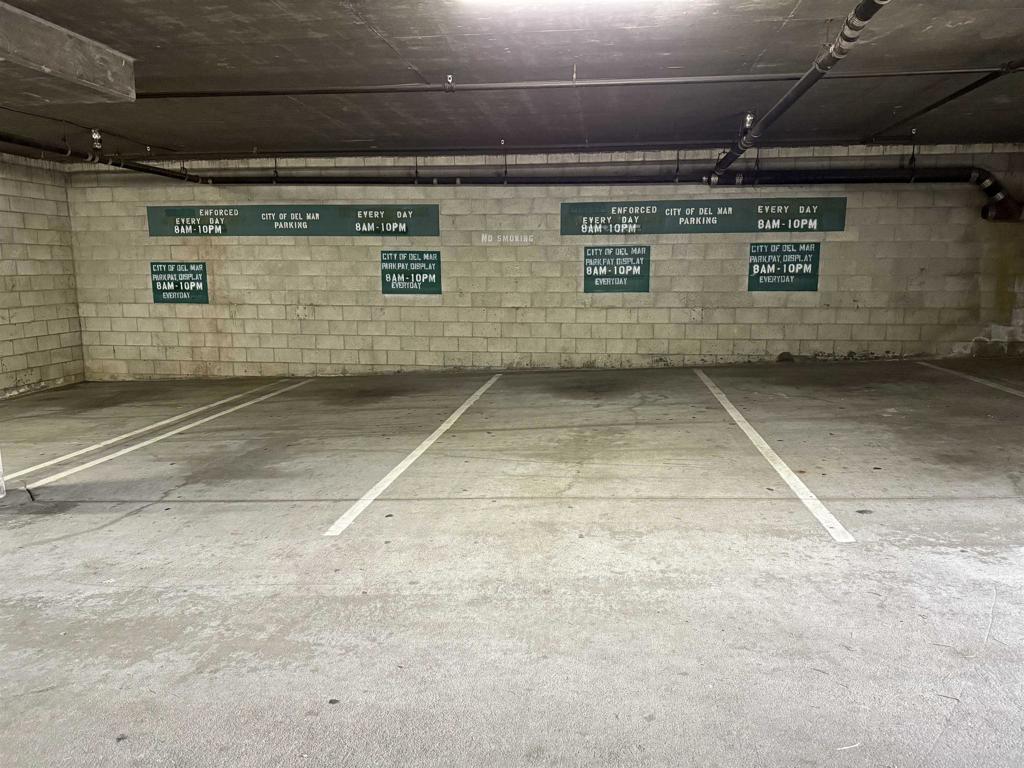 https://media.crmls.org/mediaz/8fae0510-67ab-46b0-abc1-a9c4b2ea1e5b.jpg?preset=X-Large