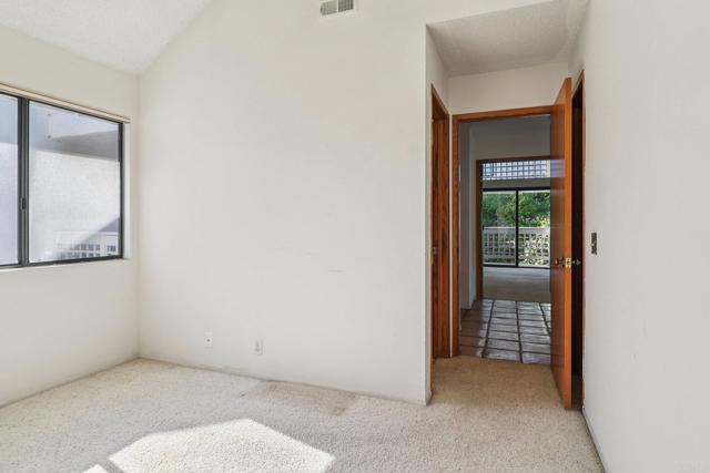 Detail Gallery Image 16 of 32 For 542 via De La Valle #J,  Solana Beach,  CA 92075 - 2 Beds | 2 Baths