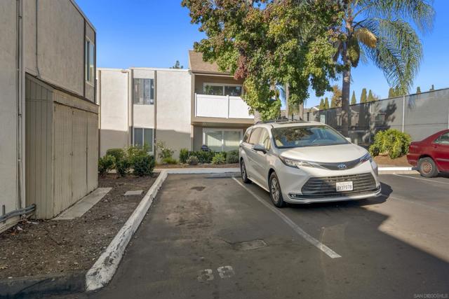 8036 Linda Vista Road, San Diego CA: https://media.crmls.org/mediaz/8faf81be-b97b-4ff4-bf9b-ed25e26511ba.jpg