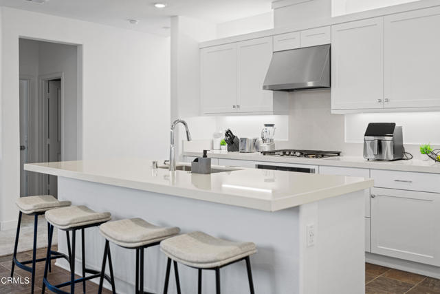 509 snowdrop Lane, Santa Paula CA: https://media.crmls.org/mediaz/8faff619-31e2-4409-81a0-c464ffe5e815.jpg