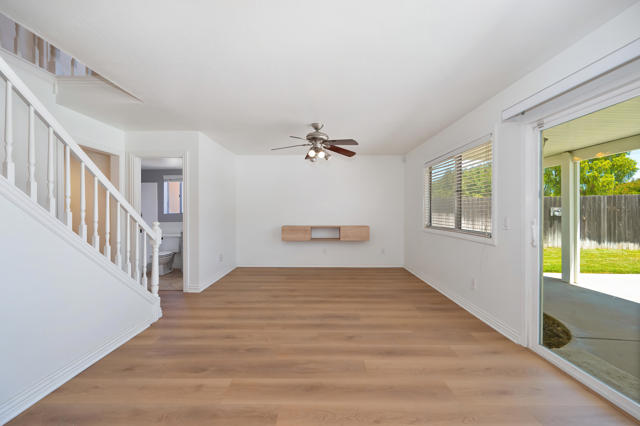 45478 Masters Drive, Temecula CA: https://media.crmls.org/mediaz/8fb03cbb-4ce9-460e-84c8-1d7cb8b39d9e.jpg