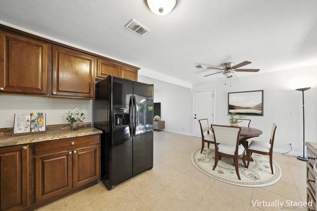 1660 Sycamore Dr., Chula Vista CA: https://media.crmls.org/mediaz/8fb0a11b-cbc6-4797-b9cc-96ba50b63ee1.jpg