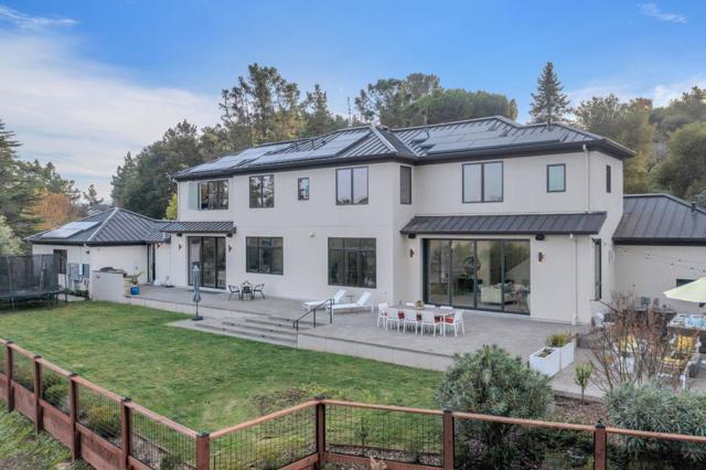 60 Glengarry Way, Hillsborough CA: https://media.crmls.org/mediaz/8fb1bb8b-39d9-43dd-9f55-5e6161956ab2.jpg