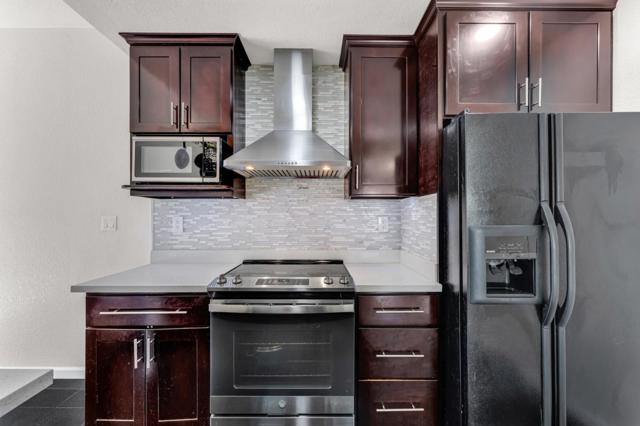 4438 Calypso Terrace, Fremont CA: https://media.crmls.org/mediaz/8fb2d7e4-a372-4307-baaa-067c4ad2dcaf.jpg