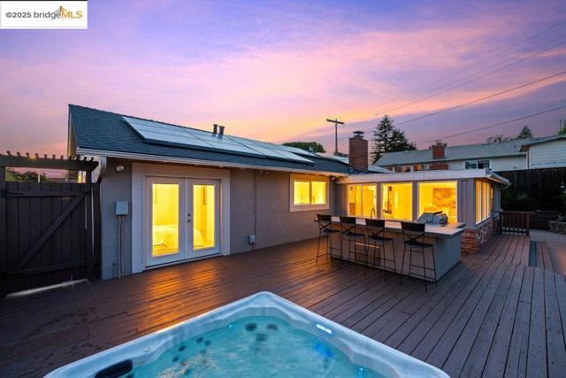 3308 Ahern CT, Richmond CA: https://media.crmls.org/mediaz/8fb313c0-8a18-4aa9-85d4-ac6058a120c0.jpg