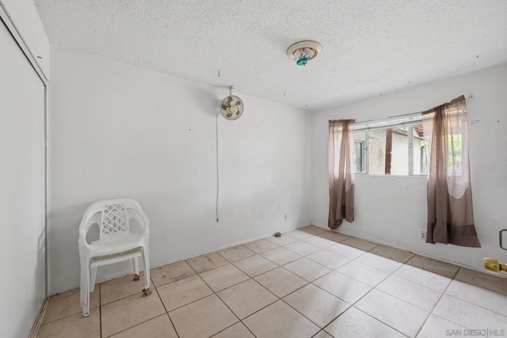 1271 Jefferson Ave - photo 19