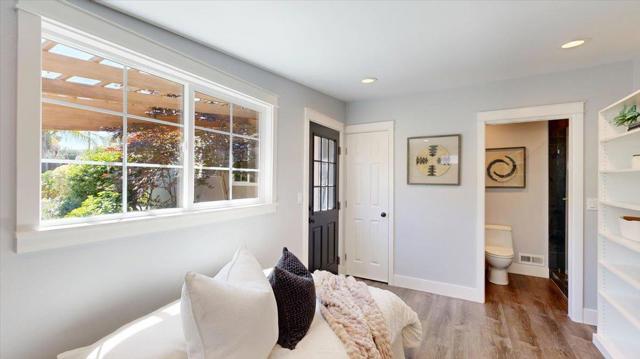 494 Century Drive, Campbell CA: https://media.crmls.org/mediaz/8fb3aa2e-b2d2-48ea-8708-d9ac54530e7a.jpg