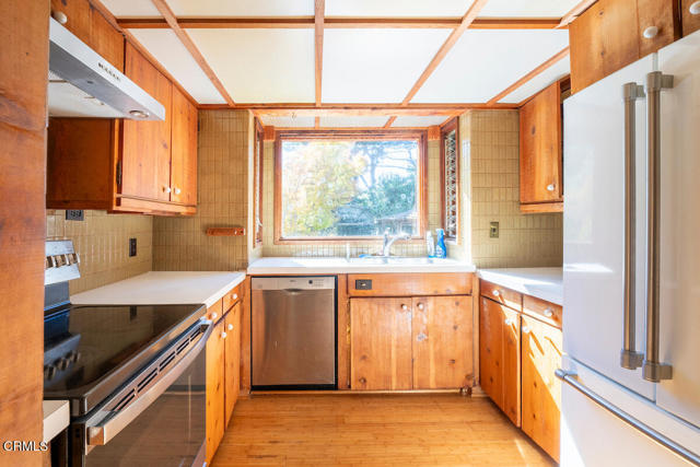 Detail Gallery Image 4 of 40 For 9001 N Highway 1, Mendocino,  CA 95460 - 2 Beds | 3/1 Baths