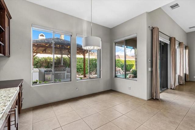 Image 4 of 11 For 49530 Marne Court