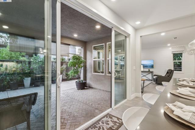 5789 Nugget Way, Dublin CA: https://media.crmls.org/mediaz/8fb45a4a-2eab-43df-b397-0f1eefd7013b.jpg