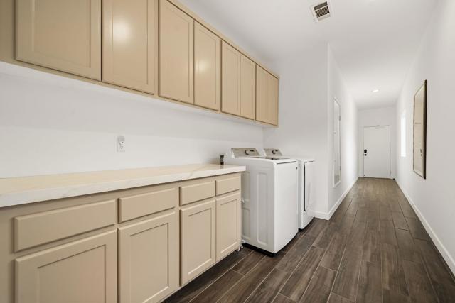 56765 Merion, La Quinta CA: https://media.crmls.org/mediaz/8fb46831-a69b-434c-89c3-108f9e2a125d.jpg