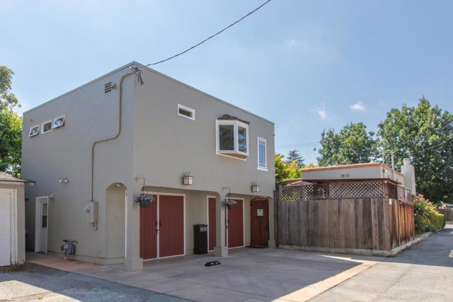 212 Gilbert Avenue, Menlo Park CA: https://media.crmls.org/mediaz/8fb52b90-e902-4c41-a744-8a11b593342a.jpg