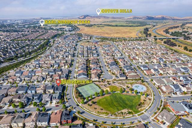34104 Spur Way, Fremont CA: https://media.crmls.org/mediaz/8fb68c67-d2df-4f70-9669-32a73bb9a470.jpg