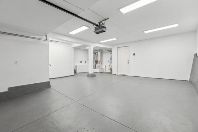 260 Curtis Street, San Francisco CA: https://media.crmls.org/mediaz/8fb7a033-4e36-45ee-8861-250db7b1f44c.jpg