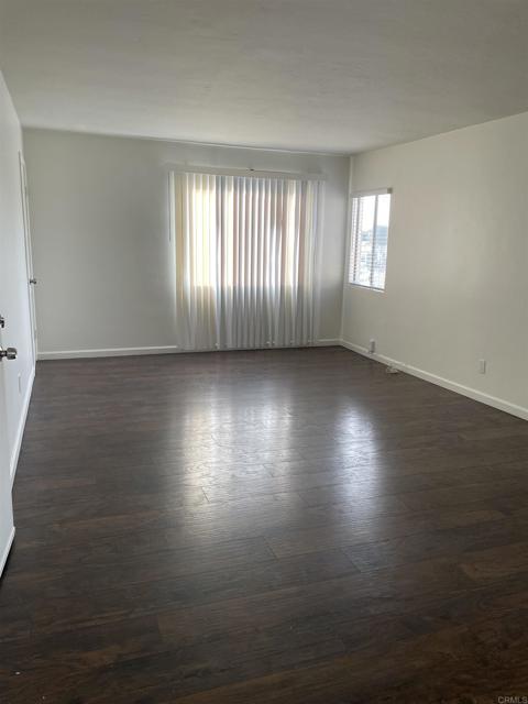 Detail Gallery Image 2 of 10 For 331 E 5th St, National City,  CA 91950 - 2 Beds | 1 Baths