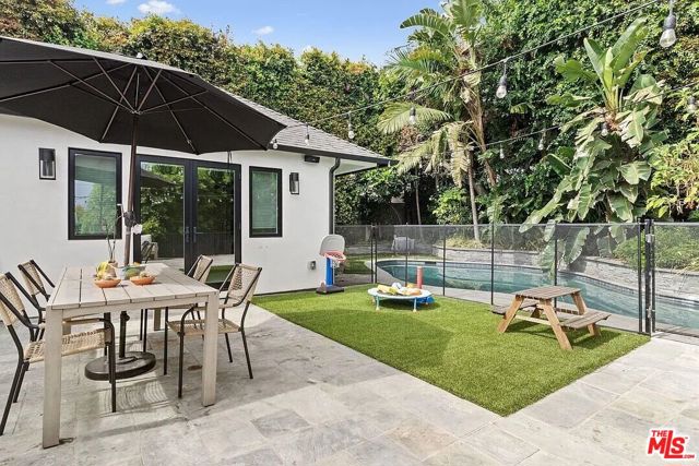 1839 Preuss Road, Los Angeles CA: https://media.crmls.org/mediaz/8fb8ee72-0e93-4919-b923-c2591de8c41d.jpg