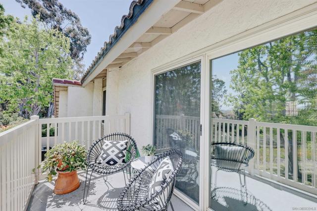 1982 Fairlee, Encinitas CA: https://media.crmls.org/mediaz/8fb8f2cd-a5b4-47b1-9f9d-43e08b3d5c5d.jpg