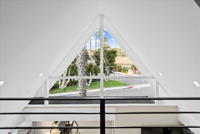 491 Prospect Street, Newport Beach CA: https://media.crmls.org/mediaz/8fb8fcc4-e441-4633-ace4-af43c9e6dc4d.jpg
