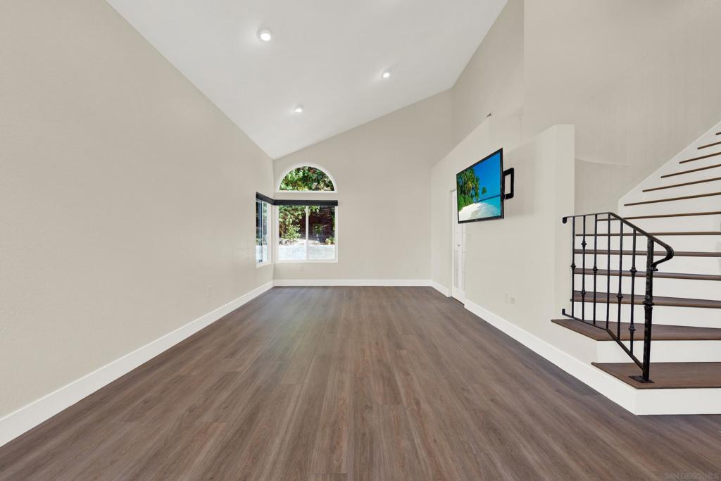 9395 Pipilo St - photo 15