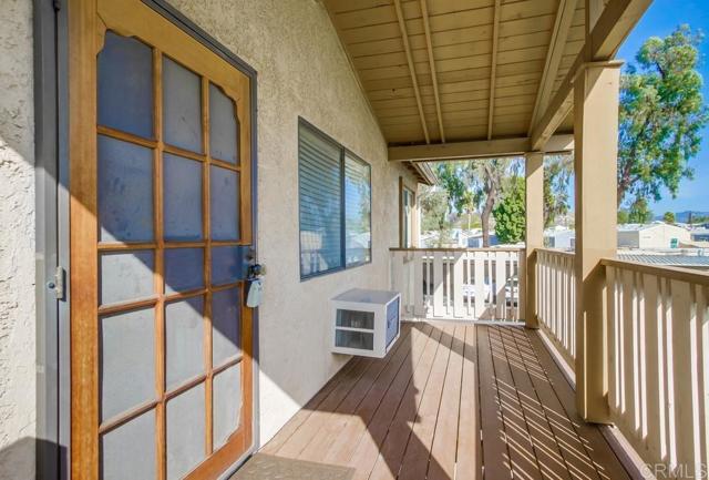 1423 Graves Avenue, El Cajon, California 92021, 2 Bedrooms Bedrooms, ,2 BathroomsBathrooms,Condominium,For Sale,Graves,PTP2501691