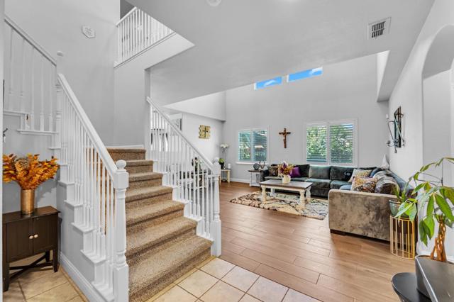17753 Wheat Field Street, Lathrop CA: https://media.crmls.org/mediaz/8fba9910-f4e2-44c1-a844-709056c07484.jpg