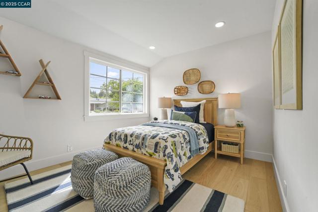 3715 Liscome Way, Concord CA: https://media.crmls.org/mediaz/8fbc5d1c-f09d-454f-a6f4-451b6bb0b11c.jpg