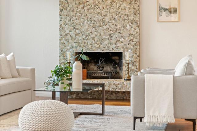 6543 Skyfarm Drive, San Jose CA: https://media.crmls.org/mediaz/8fbd83db-3df1-4188-a75e-bb1f47011bb2.jpg