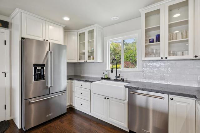 3279 N Cabrillo Highway, Half Moon Bay CA: https://media.crmls.org/mediaz/8fbda5de-dab6-47bf-a6c6-2f0cf91a8758.jpg