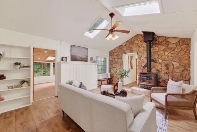 14755 Two Bar Road, Boulder Creek CA: https://media.crmls.org/mediaz/8fbeb1df-66b6-4263-ab20-1e97d1fbd6a5.jpg