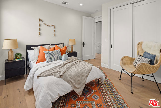 3520 Butler Avenue, Los Angeles CA: https://media.crmls.org/mediaz/8fbeceaa-e242-4571-8942-e07cb968bd1e.jpg