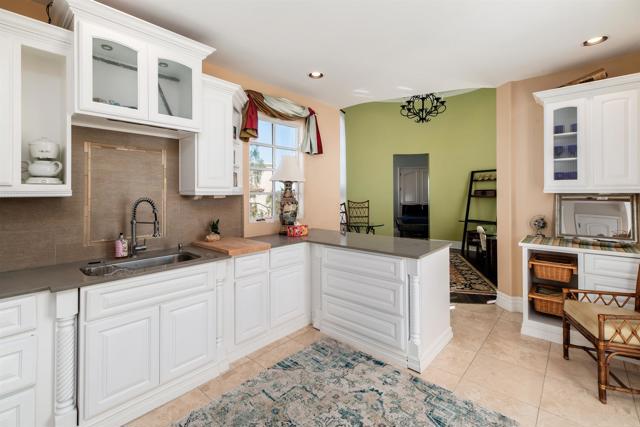 Detail Gallery Image 39 of 55 For 7104 Aviara Dr, Carlsbad,  CA 92011 - 5 Beds | 5/1 Baths