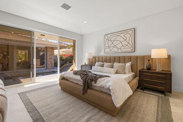 9 Regency Drive, Rancho Mirage CA: https://media.crmls.org/mediaz/8fbf0467-3b85-4f90-8eee-25873107659b.jpg