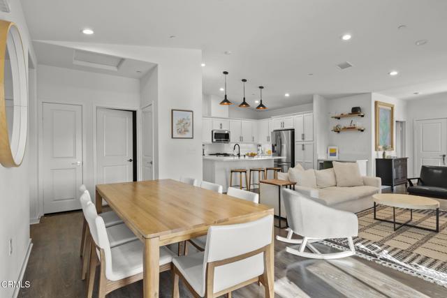 Detail Gallery Image 11 of 34 For 303 N F St #201,  Oxnard,  CA 93030 - 3 Beds | 2 Baths