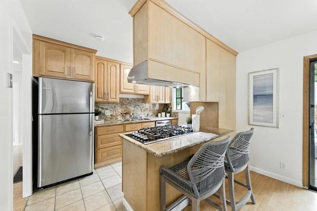 1527 Terra Nova Boulevard, Pacifica CA: https://media.crmls.org/mediaz/8fc00bc6-3247-45a2-939d-d6f1010cb48c.jpg
