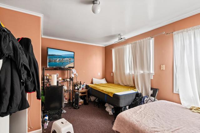 745 Brazil Avenue, San Francisco CA: https://media.crmls.org/mediaz/8fc035d7-edaf-4881-8788-fb21b56e4c62.jpg