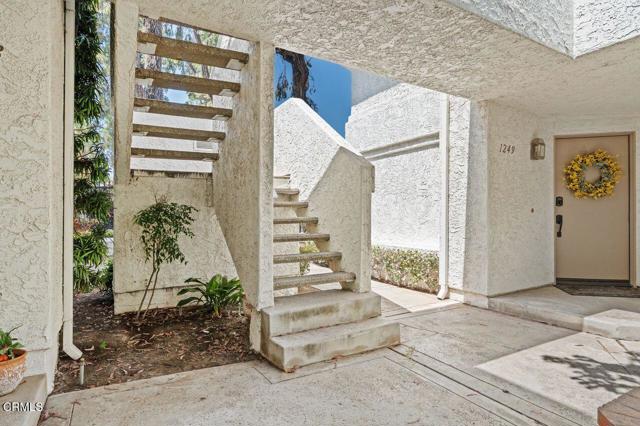 Detail Gallery Image 20 of 23 For 1251 Mission Verde Dr, Camarillo,  CA 93012 - 2 Beds | 2 Baths