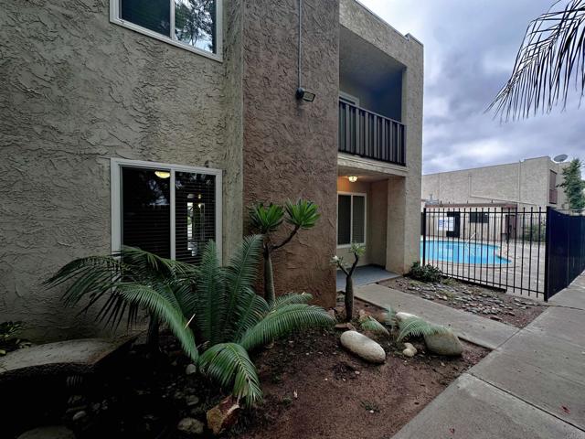 Image 2 for 170 W Vermont Ave #1, Escondido, CA 92025