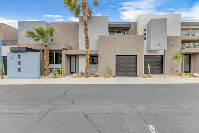 3563 Penny Lane, Palm Springs CA: https://media.crmls.org/mediaz/8fc0ed0a-d861-487c-847c-3856125c6c46.jpg
