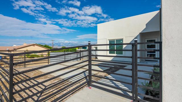 67670 Buckboard Lane, Desert Hot Springs CA: https://media.crmls.org/mediaz/8fc113f5-13aa-4067-8f8f-8c252c0b2702.jpg