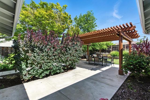 1274 Rodney Drive, San Jose CA: https://media.crmls.org/mediaz/8fc17e55-f2d5-4c9f-bb20-50b1bc5c7f15.jpg