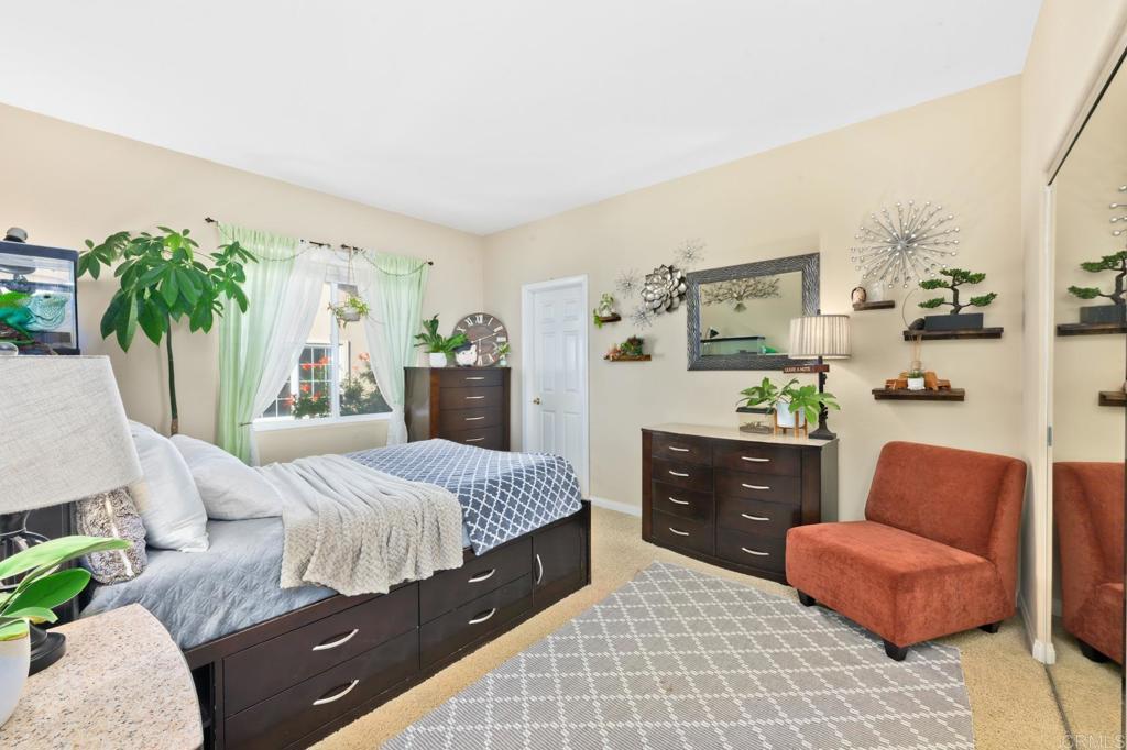 1747 Oriole Ct - photo 18