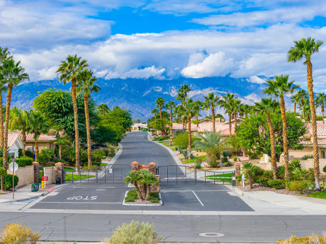 112 Clearwater Way, Rancho Mirage, CA 92270