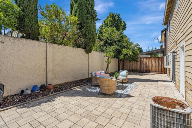 952 Coventry Way, Milpitas CA: https://media.crmls.org/mediaz/8fc55a02-149b-4fb3-8d5d-bb4b4b17e738.jpg