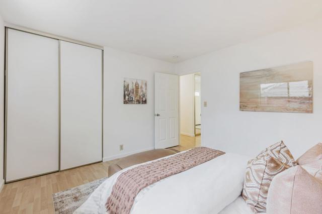 3210 South Court, Palo Alto CA: https://media.crmls.org/mediaz/8fc573fa-f01e-44da-88c5-12046e2efbbe.jpg