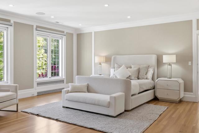 85 Fagan Drive, Hillsborough CA: https://media.crmls.org/mediaz/8fc60b24-ae7e-4bee-88da-30090016e221.jpg