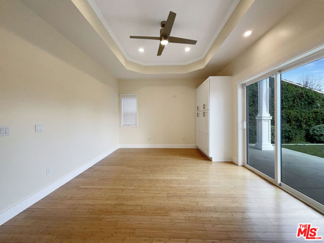 5222 Atoll Avenue photo 3