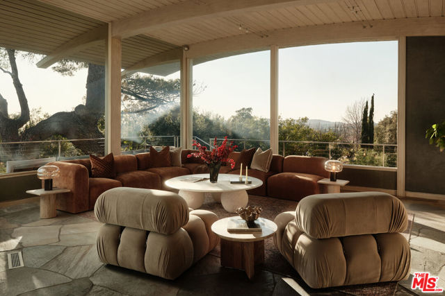 Image 7 of 28 For 624 Cole Place