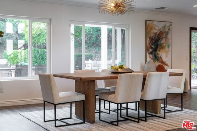 3831 Saint Johnswood Drive, Woodland Hills CA: https://media.crmls.org/mediaz/8fcc2057-4e93-4f8f-b61c-ae0279c9ff3f.jpg