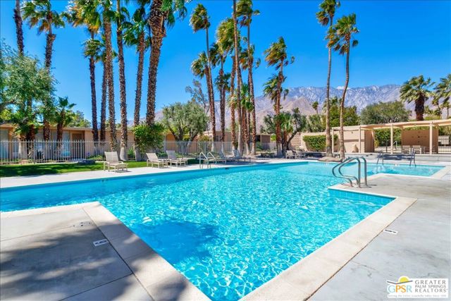 360 Cabrillo Road, Palm Springs CA: https://media.crmls.org/mediaz/8fccce42-595b-467c-99df-5c6a5ddd3797.jpg