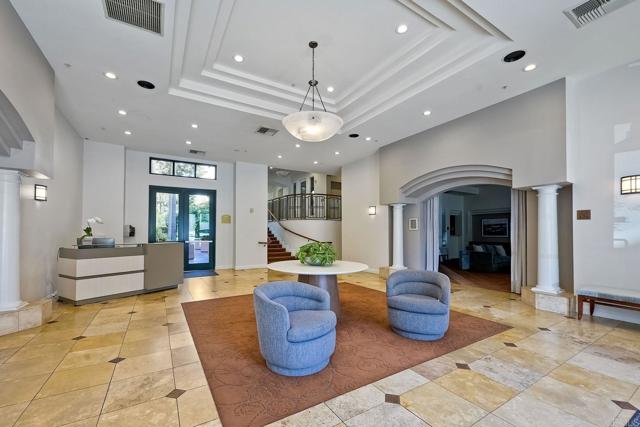 2400 5th Avenue, San Diego CA: https://media.crmls.org/mediaz/8fcce521-f3ce-4eb4-8c28-46f10f2227f5.jpg